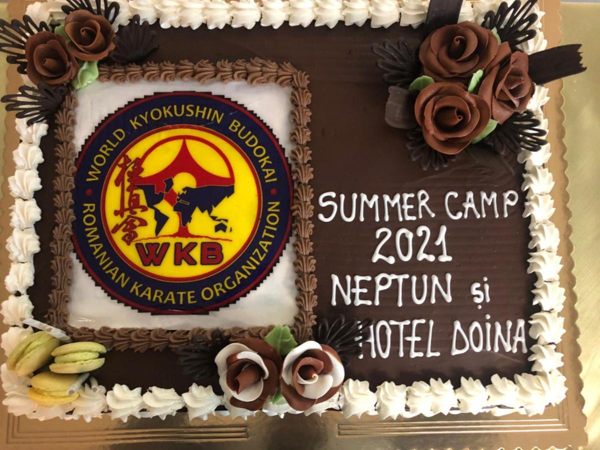 Hotel Doina เนพทุน ภายนอก รูปภาพ