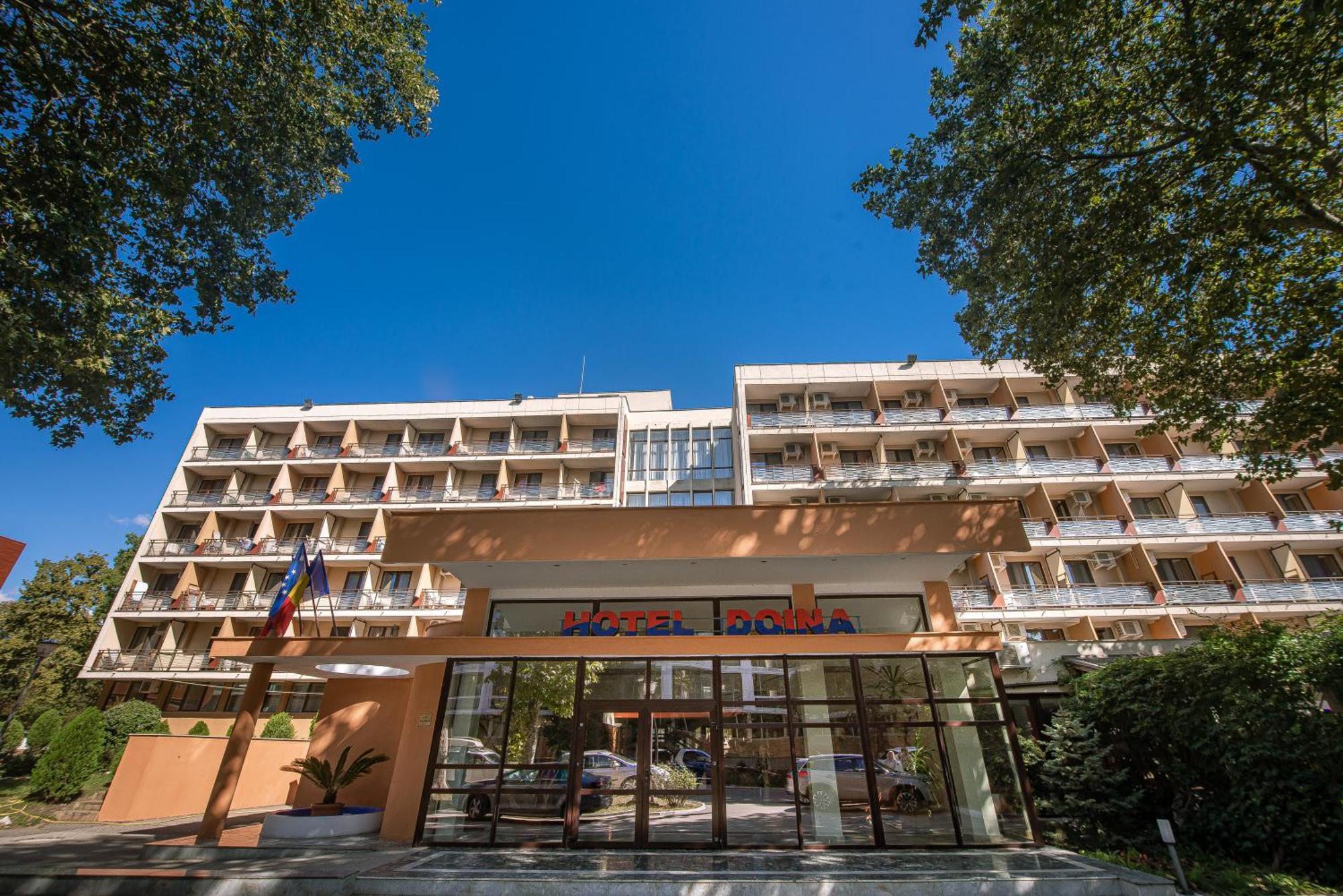Hotel Doina เนพทุน ภายนอก รูปภาพ